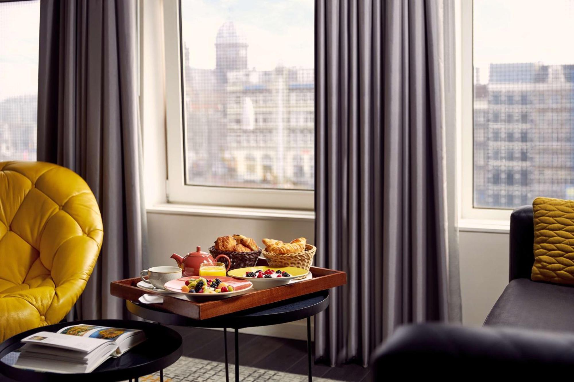 Park Plaza Victoria 4* Amsterdam