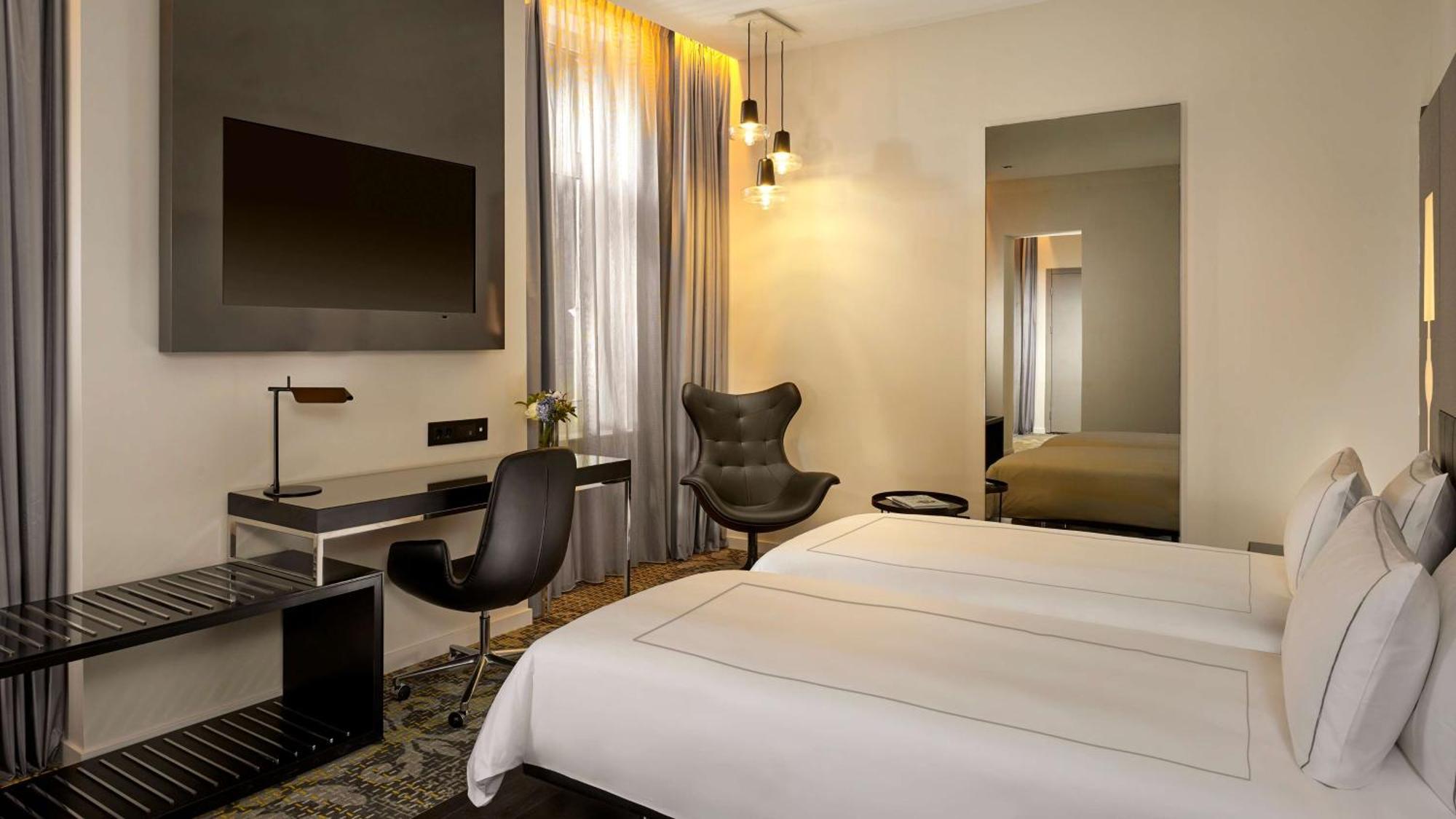 Park Plaza Victoria